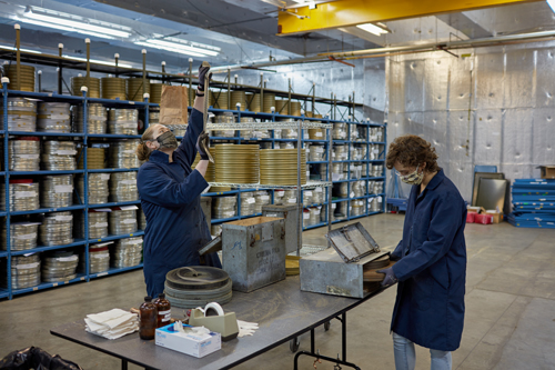 Archivist can and clean processed films.